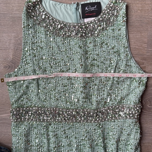 MAC DUGGAL Sequined Sleeveless Embellished Neckline Gown 12 - Picture 13 of 14